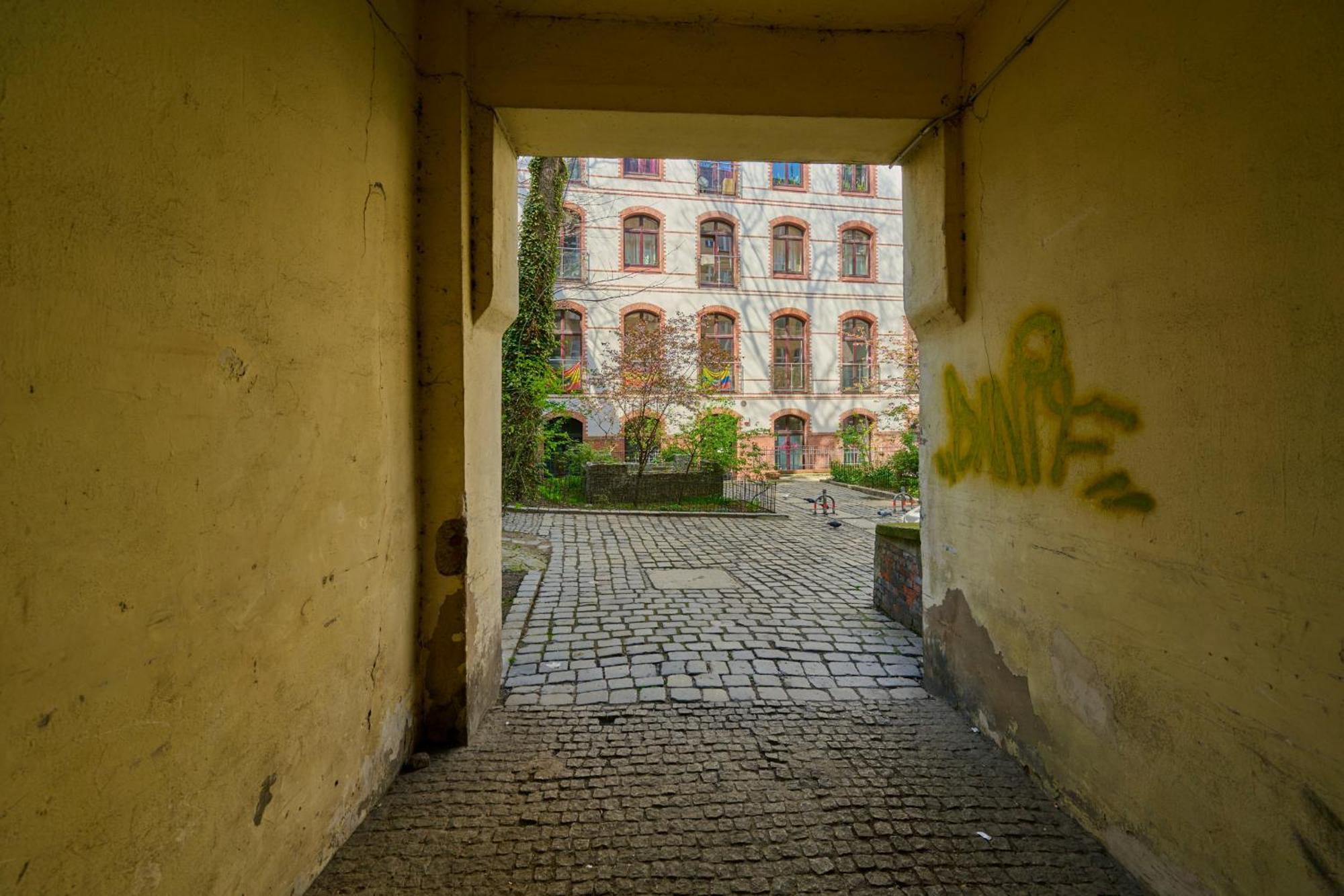 Apartament Szept Galeria Dominikanska By Noclegi Renters Wroclaw Luaran gambar