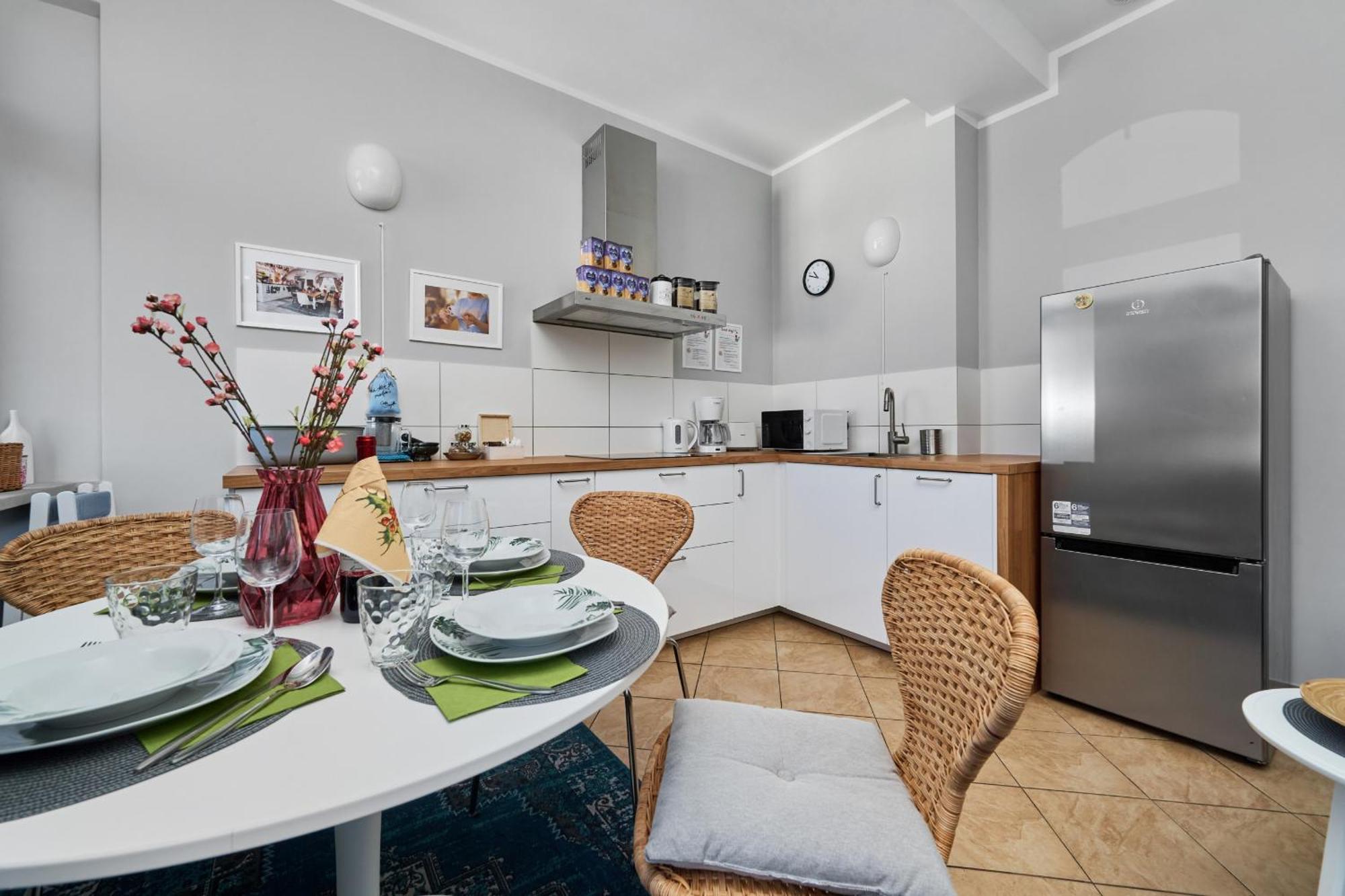 Apartament Szept Galeria Dominikanska By Noclegi Renters Wroclaw Luaran gambar