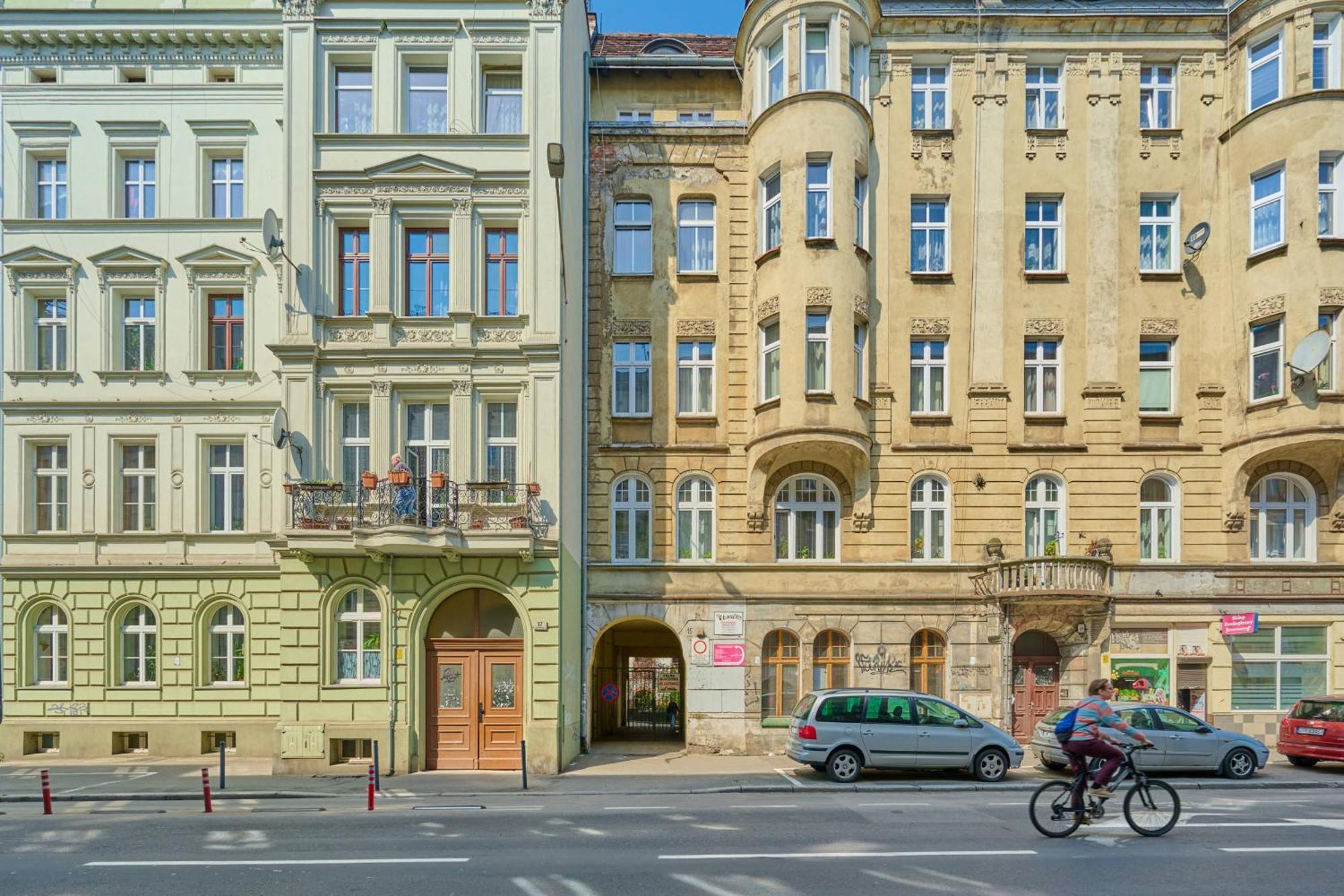 Apartament Szept Galeria Dominikanska By Noclegi Renters Wroclaw Luaran gambar